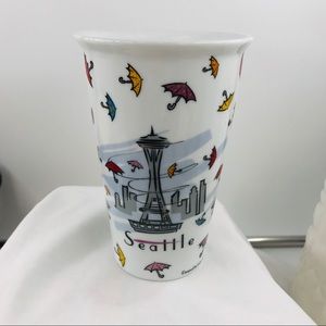 Seattle Luke-a-tuke space needle & umbrellas mug